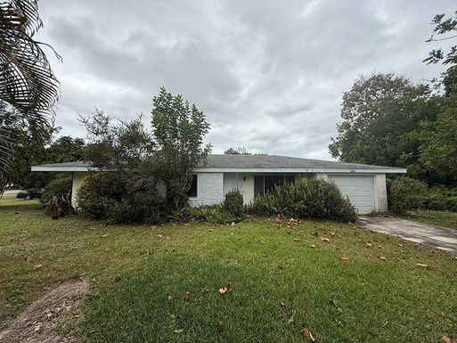 2445 8th, Vero Beach, FL 32962