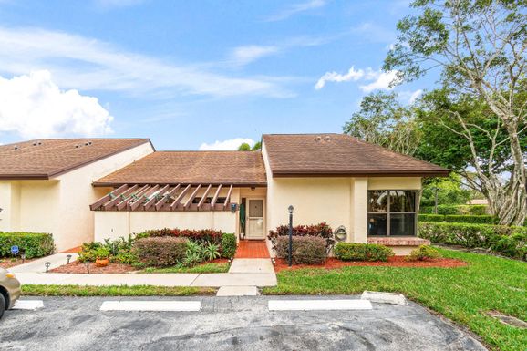 3742 English, Lake Worth, FL 33467