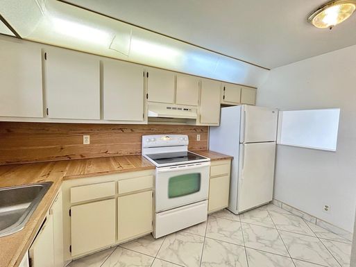 4700 Lucerne Lakes, Lake Worth, FL 33467