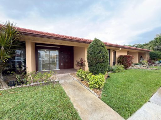 5957 Forest Hill, West Palm Beach, FL 33415