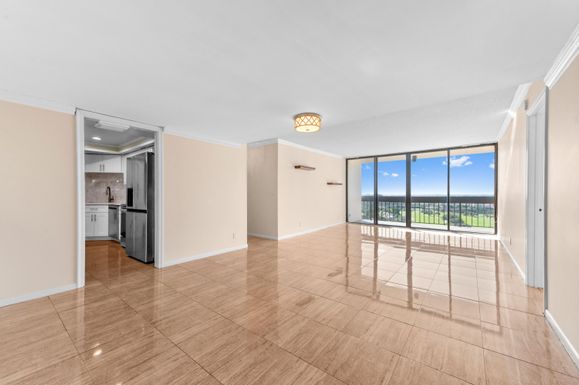 2400 Presidential, West Palm Beach, FL 33401