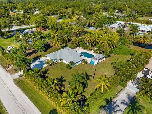 13461 72nd, The Acreage, FL 33412