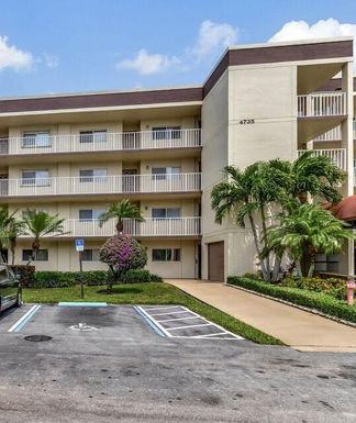 4735 Lucerne Lakes, Lake Worth, FL 33467