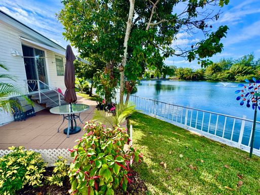 1447 Park, Hollywood, FL 33021