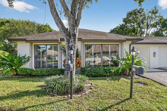 4723 Storkwood Lane, Boynton Beach, FL 33436