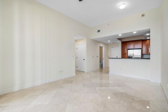 701 Olive, West Palm Beach, FL 33401