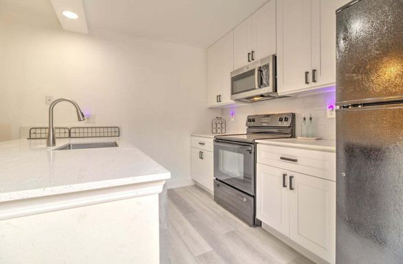 593 Green Springs, West Palm Beach, FL 33409