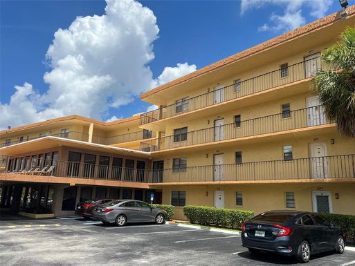 9273 8th, Boca Raton, FL 33428