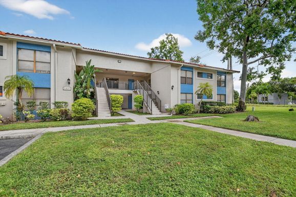 1701 Balfour Point, West Palm Beach, FL 33411