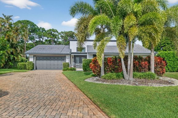 5212 Foxpointe, Delray Beach, FL 33445