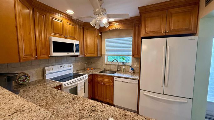 705 Lori, Palm Springs, FL 33461