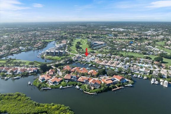 17036 Bay, Jupiter, FL 33477