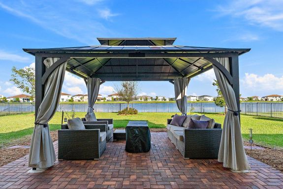 7519 Deysbrook, Port Saint Lucie, FL 34987