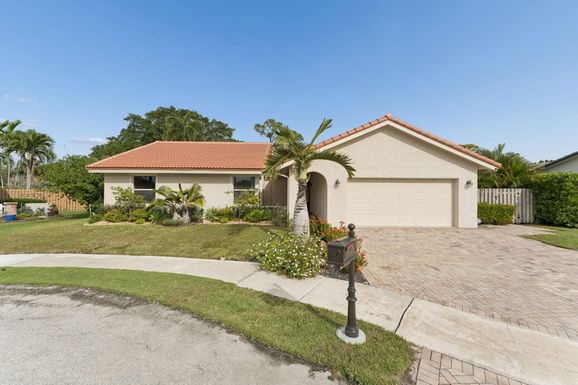 2415 31st, Boca Raton, FL 33431