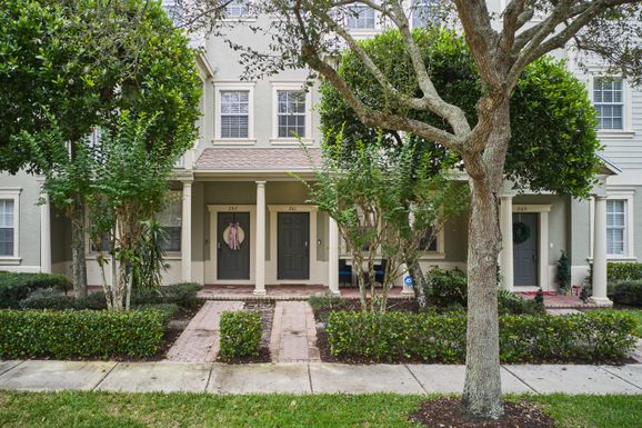 261 Bay Cedar, Jupiter, FL 33458