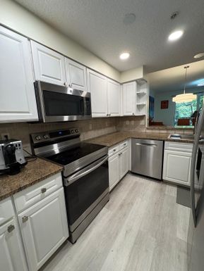 2018 Alta Meadows, Delray Beach, FL 33444