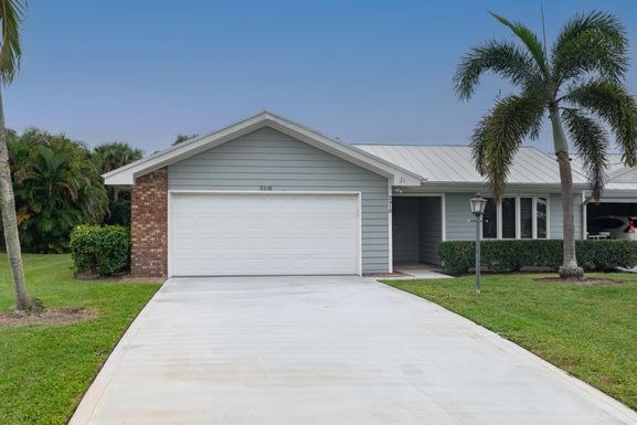 2918 Fairway, Stuart, FL 34997