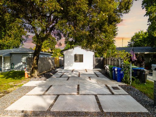 1126 4th, Fort Lauderdale, FL 33311