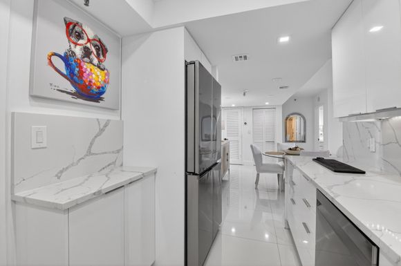 6815 Willow Wood, Boca Raton, FL 33434