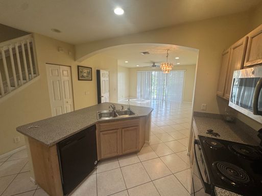8171 Bellagio, Boynton Beach, FL 33472