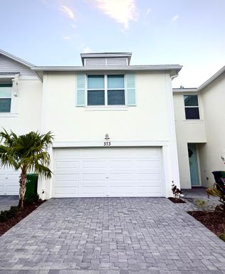 373 Salisbury, Fort Pierce, FL 34982