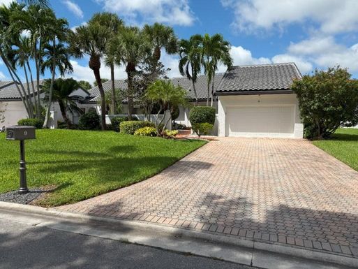 9 Windsor, Boynton Beach, FL 33436