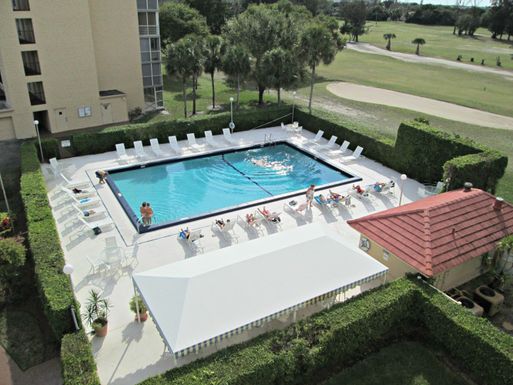 6161 2nd, Boca Raton, FL 33487