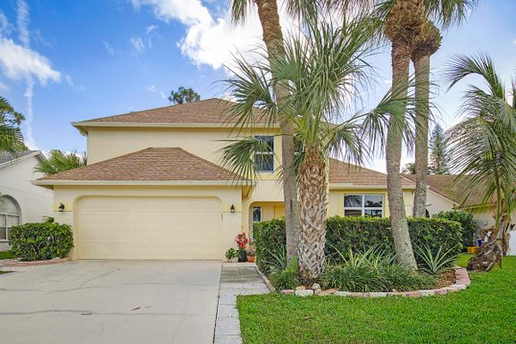 3847 Woods Walk, Lake Worth, FL 33467