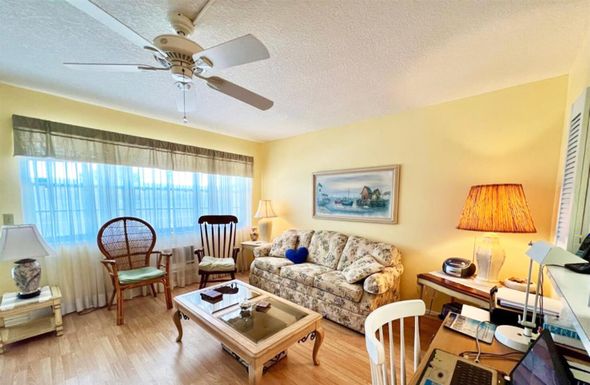 39 Harwood B, Deerfield Beach, FL 33442