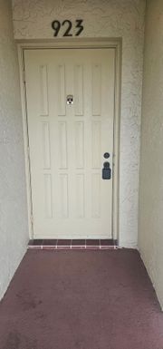 7879 Willow Spring, Lake Worth, FL 33467