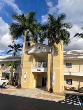 2781 Vista, West Palm Beach, FL 33411