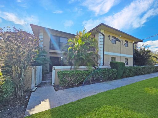 1482 Lawnwood, Fort Pierce, FL 34950