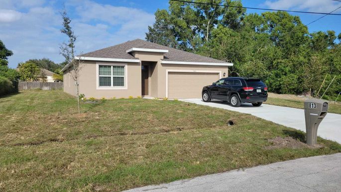 1524 Bermel, Port Saint Lucie, FL 34953