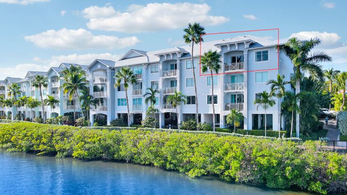 875 Flagler, Stuart, FL 34994