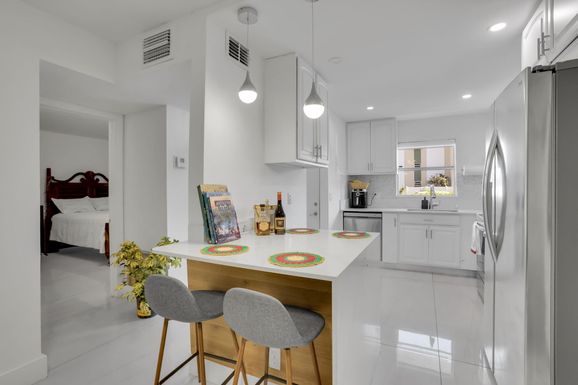 700 6, Deerfield Beach, FL 33441