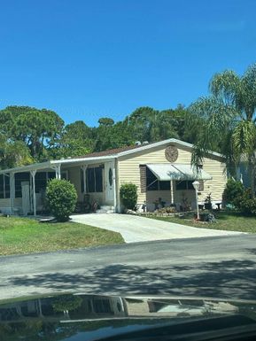 456 Tropical Isles, Fort Pierce, FL 34982