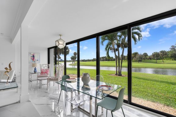 2435 Presidential, West Palm Beach, FL 33401