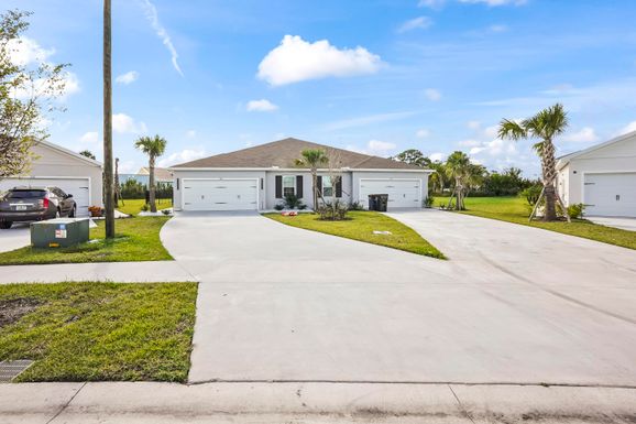 309 Raspberry, Fort Pierce, FL 34981