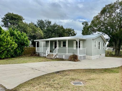 1092 Peach, Okeechobee, FL 34974