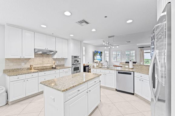 305 Ocean, Lantana, FL 33462