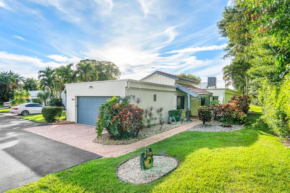 5501 Ainsley, Boynton Beach, FL 33437