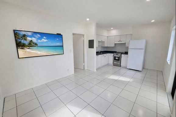 3720 Morton, West Palm Beach, FL 33405