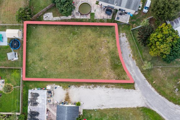 000 Uranus, West Palm Beach, FL 33403