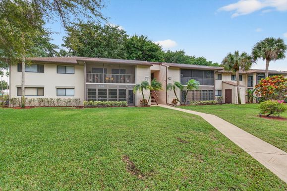 15496 Lakes Of Delray, Delray Beach, FL 33484
