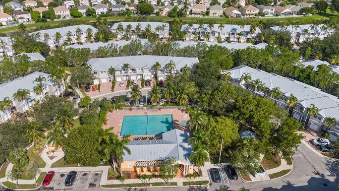 2128 Shoma, Royal Palm Beach, FL 33414