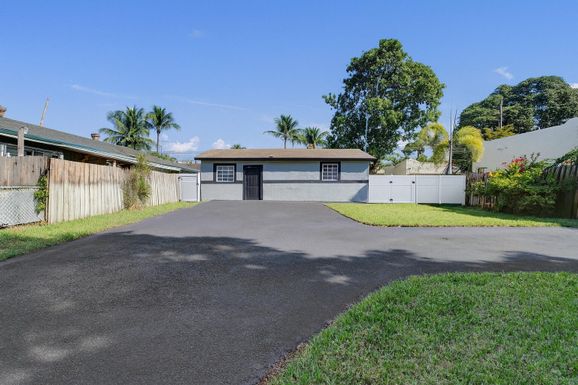 5604 Garden, West Palm Beach, FL 33405