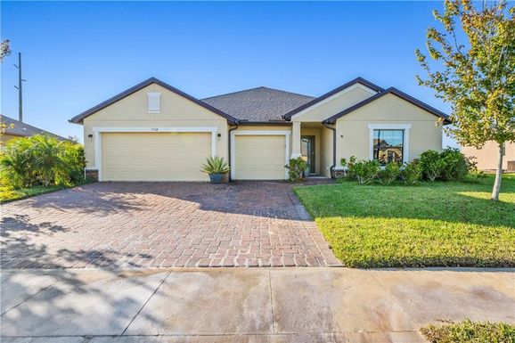 5760 1st, Vero Beach, FL 32968