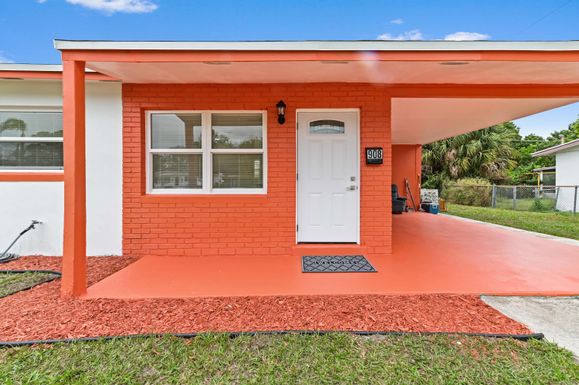 908 Hall, Stuart, FL 34994