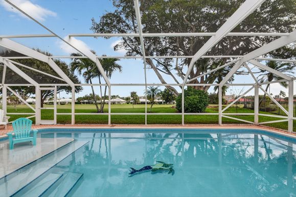 224 Orange Tree, Atlantis, FL 33462