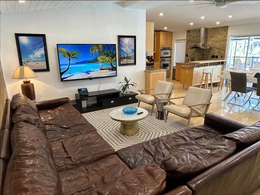 2524 Gulfstream, Fort Lauderdale, FL 33312